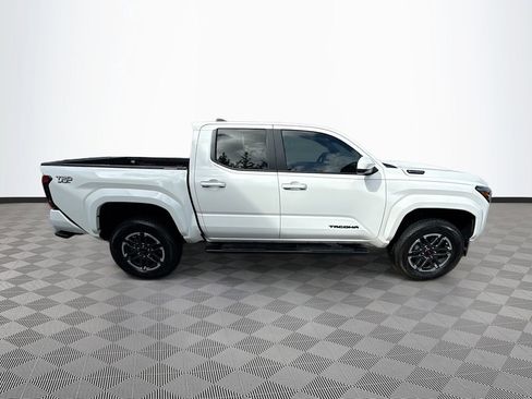 Used 2024 Toyota Tacoma TRD Sport image 9