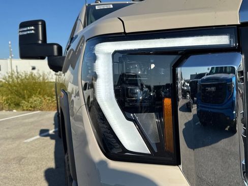 New 2026 GMC Sierra 2500 SLE w/ SLE Value Package; image 11
