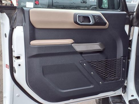 Used 2023 Ford Bronco Wildtrak image 27