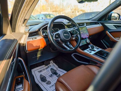 Used 2023 Jaguar F-PACE R-Dynamic S image 16