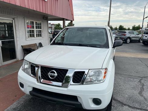 Used 2019 Nissan Frontier SV AWD/4WD image 8