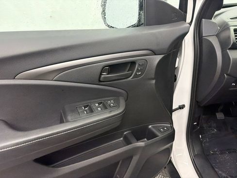Used 2024 Honda Passport EX-L image 12