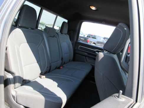 Used 2022 RAM 1500 Big Horn AWD/4WD image 22