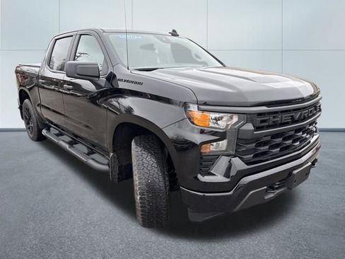 Used 2024 Chevrolet Silverado 1500 Custom w/ LPO, Dark Essentials Package image 5