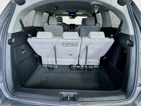 Used 2018 Honda Odyssey Elite image 36