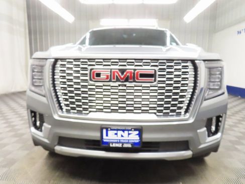 Used 2024 GMC Yukon Denali w/ Denali Reserve Package image 41