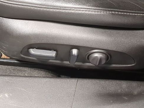 Used 2018 Chevrolet Malibu LT w/ Leather Package image 21