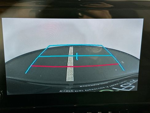 Used 2024 Toyota Corolla Cross LE image 23