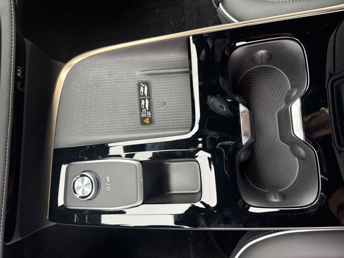 New 2026 Buick Enclave Avenir image 21