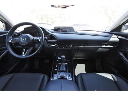 Certified 2025 MAZDA CX-30 AWD 2.5 S w/ Preferred Package image 8