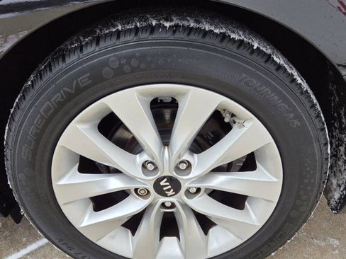 Used 2018 Kia Optima EX w/ Premium Package image 15