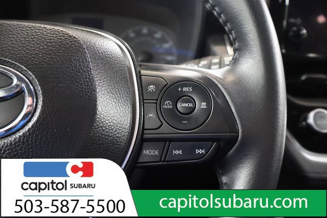 Used 2025 Toyota Corolla Cross LE FWD image 16
