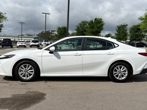 Certified 2025 Toyota Camry LE image 10