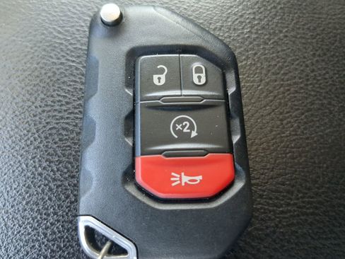 Used 2020 Jeep Wrangler Unlimited Sport S image 30