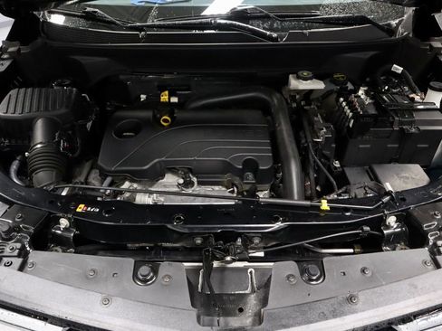 Used 2025 Chevrolet Equinox LT AWD/4WD image 16