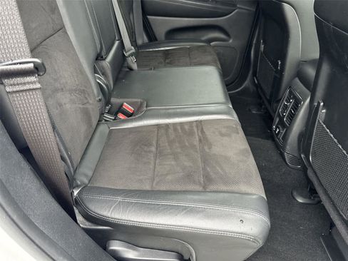 Used 2020 Jeep Grand Cherokee Altitude AWD/4WD image 15
