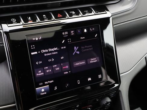 New 2025 Jeep Grand Cherokee Altitude image 30