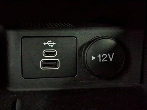 Certified 2026 Ford Escape ST-Line AWD/4WD image 12