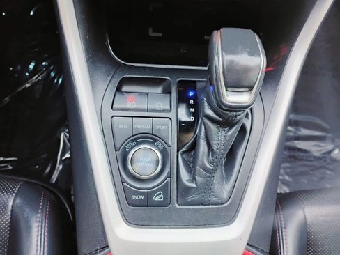 Used 2020 Toyota RAV4 TRD Off-Road w/ TRD Off-Road Weather Package image 25