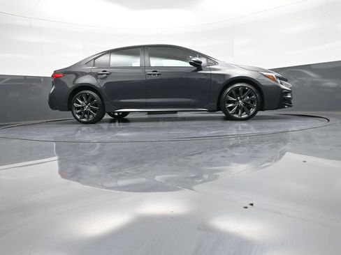 Certified 2025 Toyota Corolla SE FWD image 28
