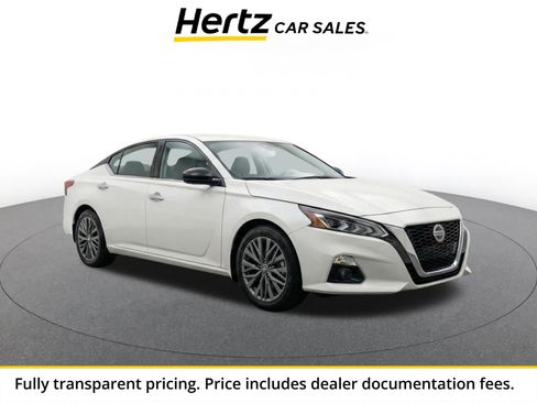 Used 2025 Nissan Altima 2.5 SV FWD image 1