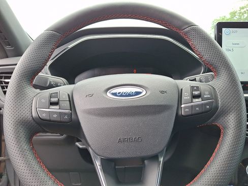 Certified 2023 Ford Escape ST-Line w/ Tech Pack #1 AWD/4WD image 21