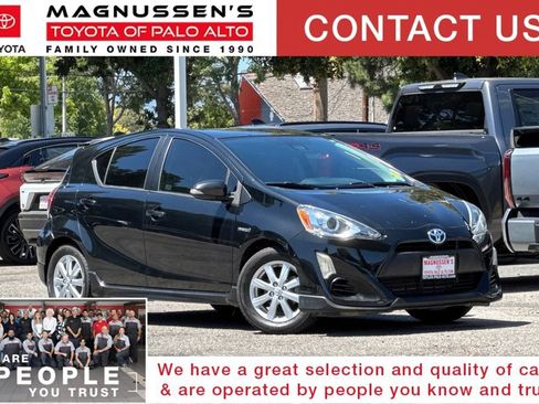 Used 2017 Toyota Prius C Two FWD image 1