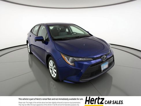 Used 2025 Toyota Corolla LE image 1