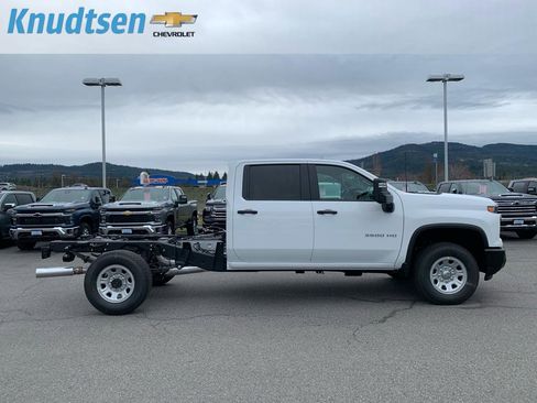 New 2026 Chevrolet Silverado 3500 W/T w/ WT Convenience Package AWD/4WD image 8