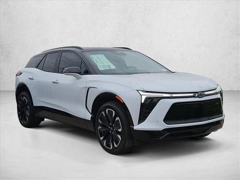 New 2026 Chevrolet Blazer EV RS image 7