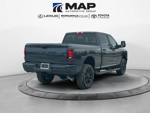New 2026 RAM 2500 Big Horn AWD/4WD image 5