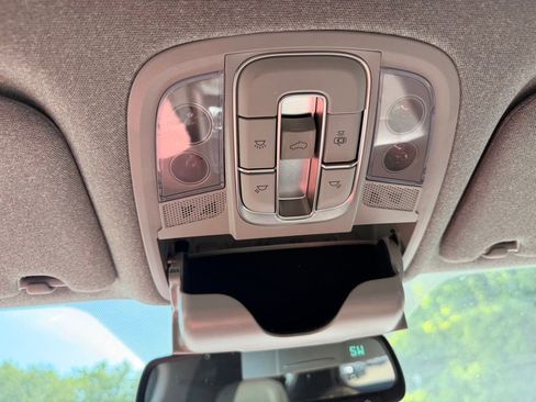 Used 2019 Hyundai Santa Fe AWD image 35