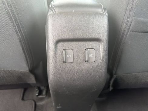Used 2024 Nissan Kicks SR FWD image 21