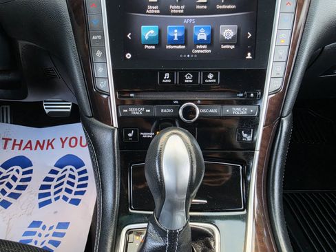 Used 2014 INFINITI Q50 Hybrid w/ Deluxe Technology Package RWD image 32