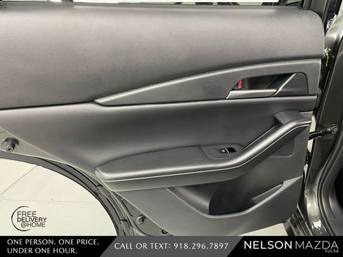 New 2026 MAZDA CX-30 AWD 2.5 S w/ Select Sport Pkg image 37