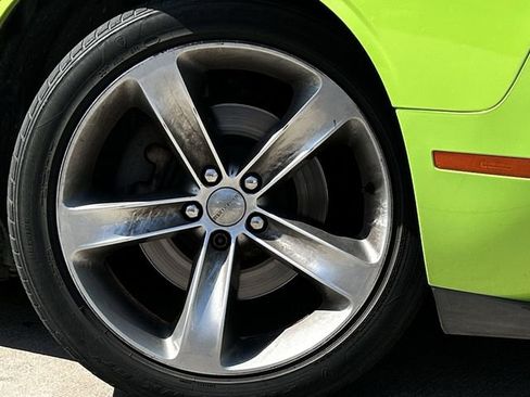 Used 2015 Dodge Challenger R/T w/ Quick Order Package 28B R/T image 9