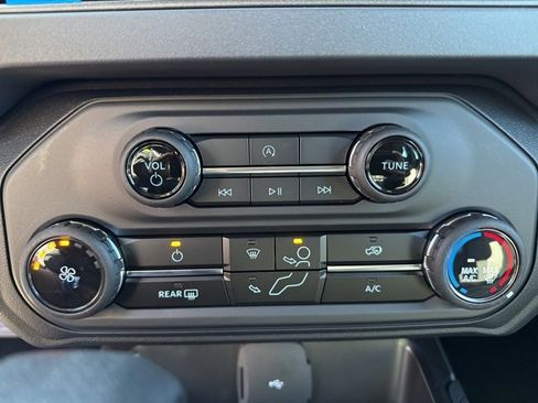 New 2025 Ford Bronco Base w/ Sasquatch Package image 16