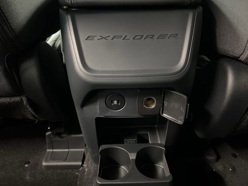 New 2026 Ford Explorer Active image 31
