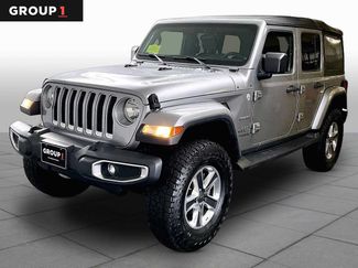Used 2018 Jeep Wrangler Unlimited Sahara AWD/4WD video 1