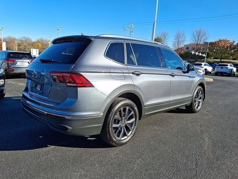 Certified 2022 Volkswagen Tiguan SE image 7