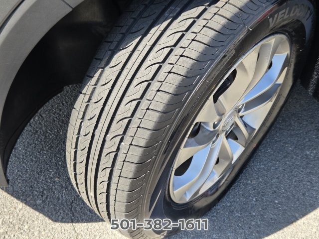 Used 2019 Hyundai Santa Fe SE FWD image 18