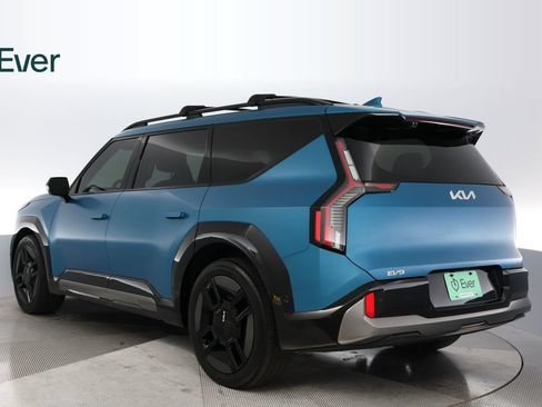 Used 2024 Kia EV9 GT-Line AWD/4WD image 14