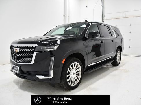 Used 2022 Cadillac Escalade ESV Premium Luxury AWD/4WD image 1