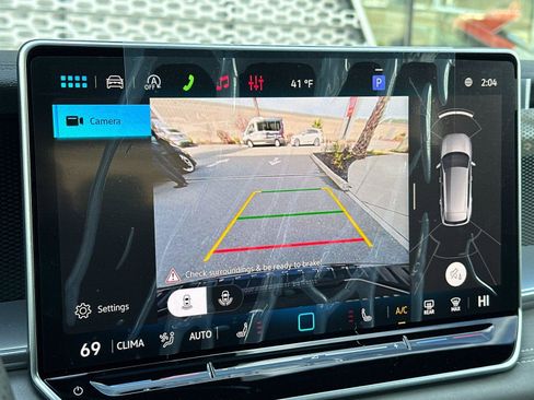 New 2026 Volkswagen Tiguan SE R-Line AWD/4WD image 18