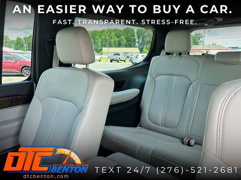 Used 2025 Jeep Grand Wagoneer 4WD image 15