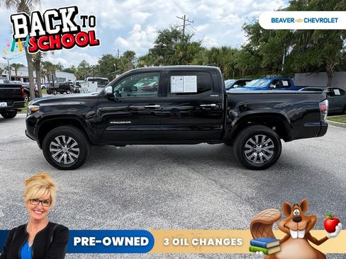 Used 2023 Toyota Tacoma Limited AWD/4WD image 4