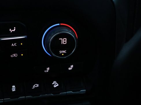 Used 2021 Chevrolet Silverado 1500 LT Trail Boss w/ Convenience Package II image 43