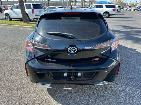 Used 2022 Toyota Corolla XSE FWD image 6
