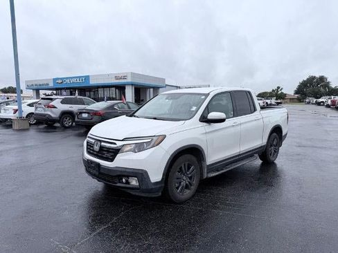 Used 2020 Honda Ridgeline Sport image 1