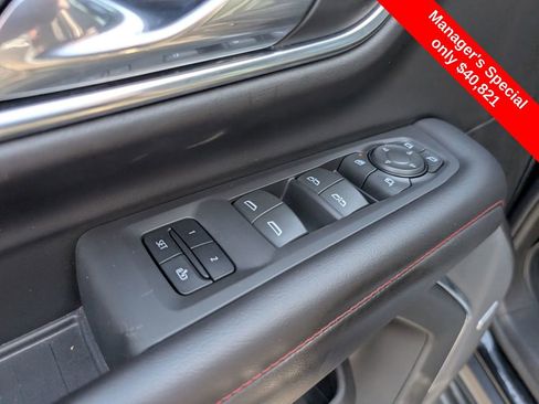 Used 2021 Chevrolet Tahoe RST w/ Luxury Package AWD/4WD image 16